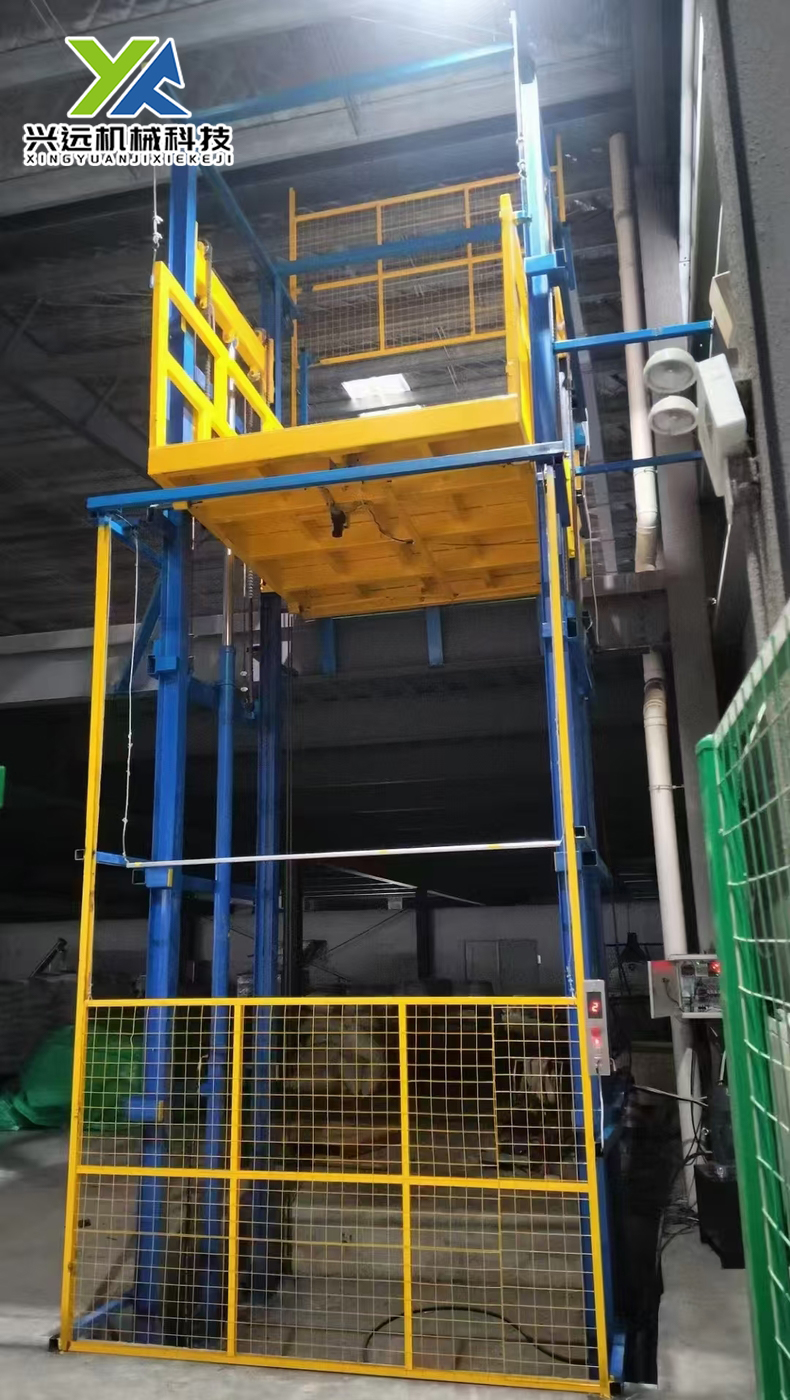 CT4防爆貨物升降機(jī)